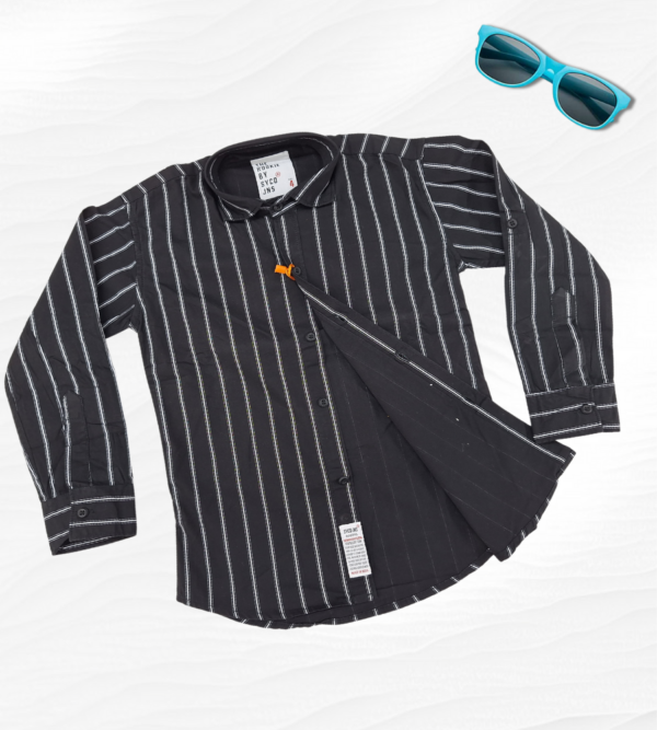 Vertical Stripes Shirt in Shade of Black