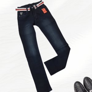 Smart Jeans with wash in shade of black